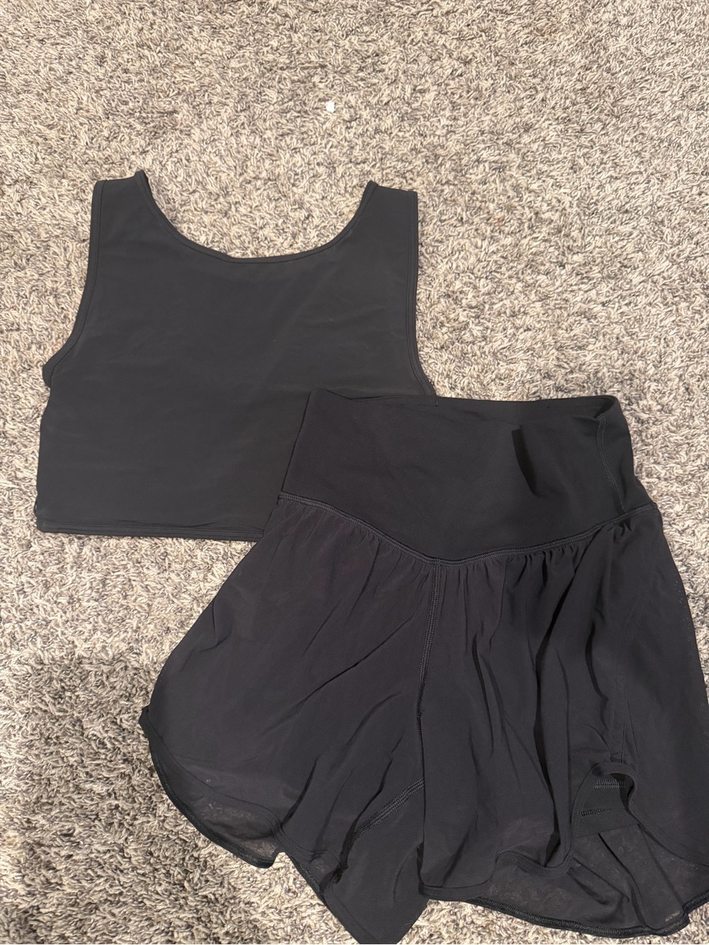 lululemon athletica nulu sports bra and shorts set